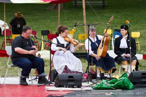 White Eagle Performers 